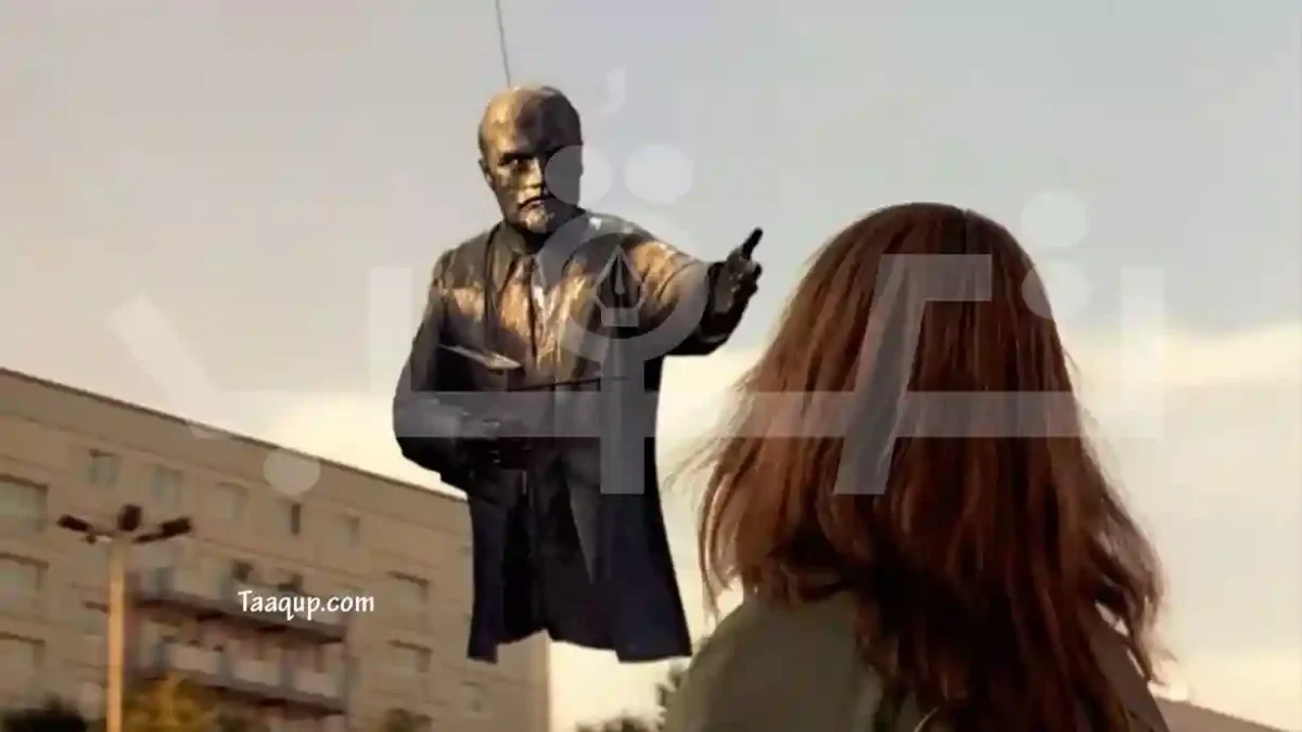 الصورة عبارة عن سكرين شوت من داخل Goodbye Lenin! وهو واحد من أفضل افلام تعلم اللغة الألمانية للمبتدئين من الأفلام الأجنبية